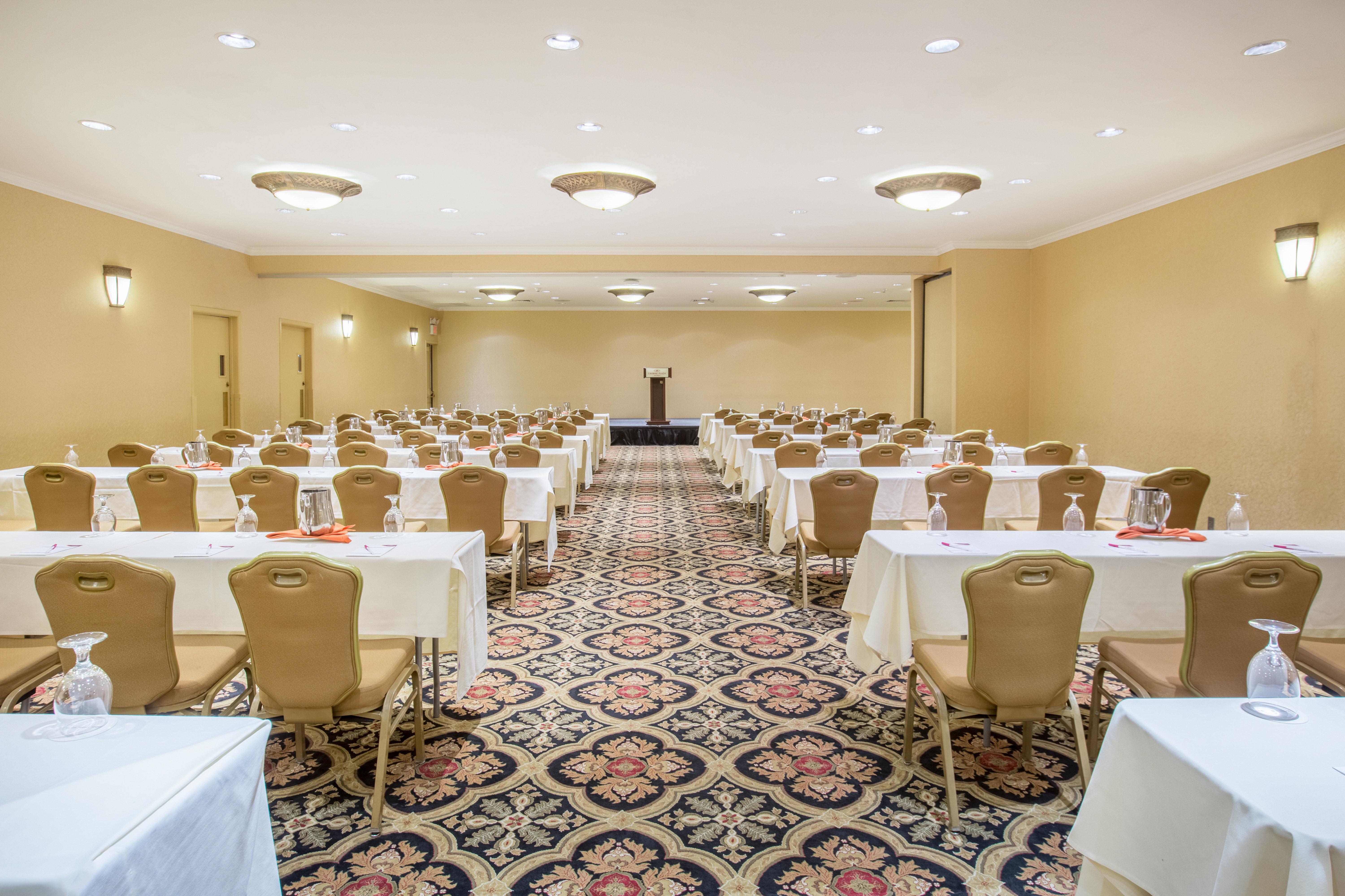 Crowne Plaza Mission Valley By Ihg Resort San Diego